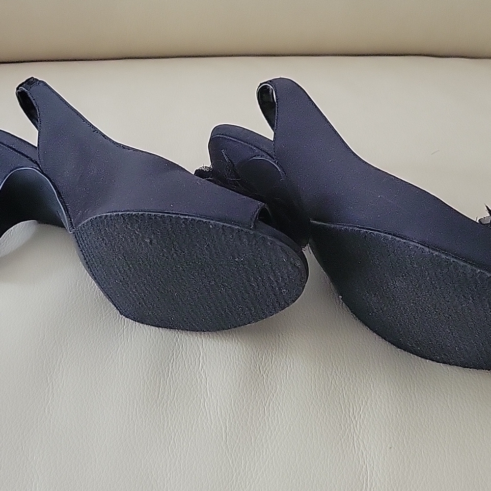 Dressbarn Evening Shoe - Picture 5 of 5